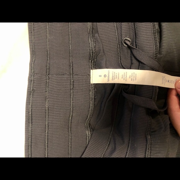 Lululemon joggers - Picture 2 of 3